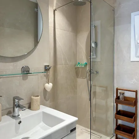 Luxury Downtown Apartment Guya Thessaloniki Exterior photo